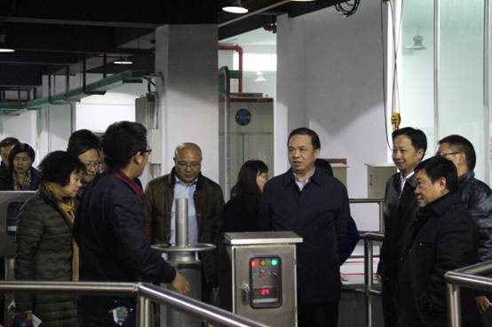 ˵��: http://dhxy.gznu.edu.cn/images/16/12/22/131m4lonh1/fx72_image004.jpg